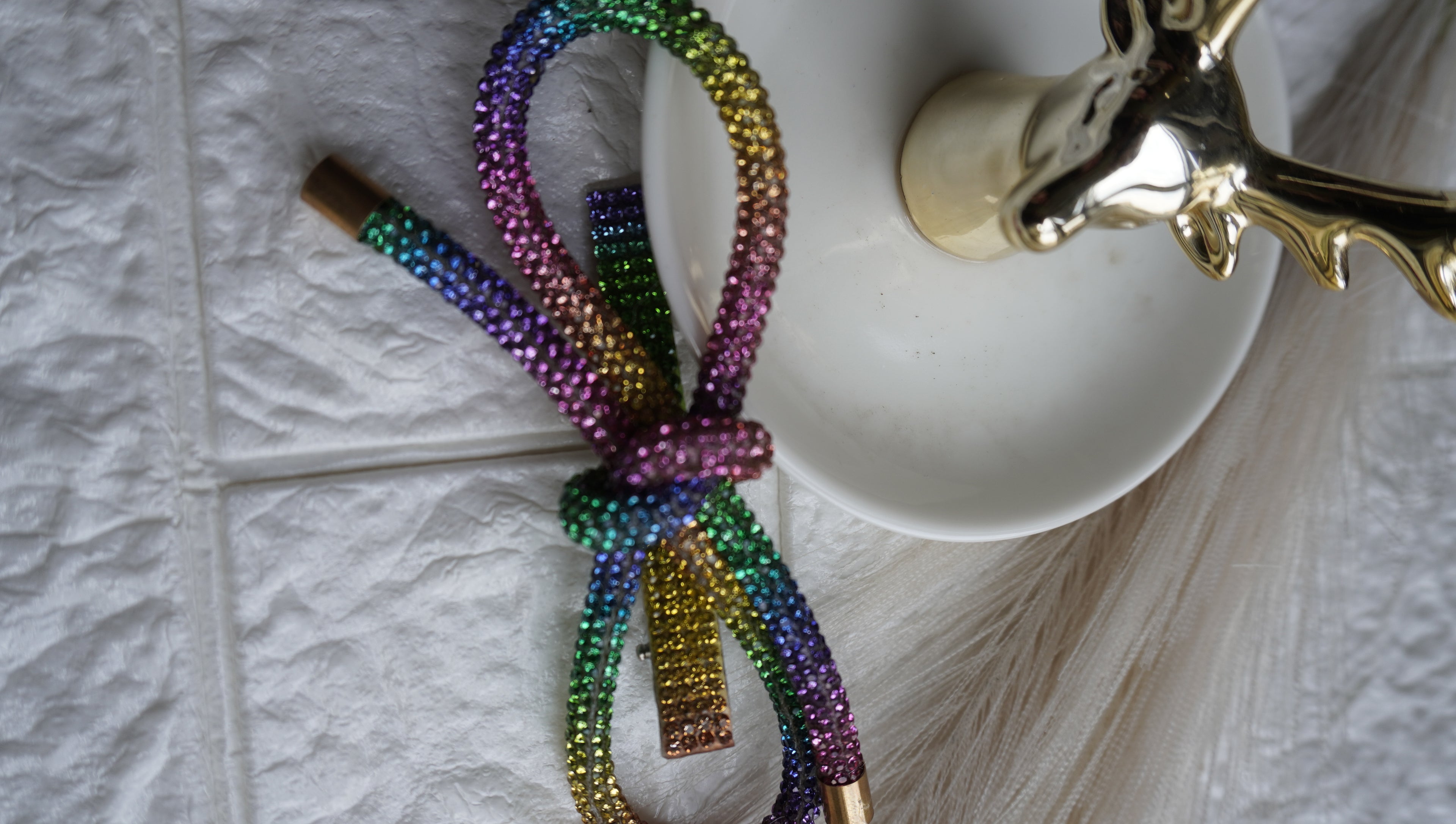 Multicolor bow clip