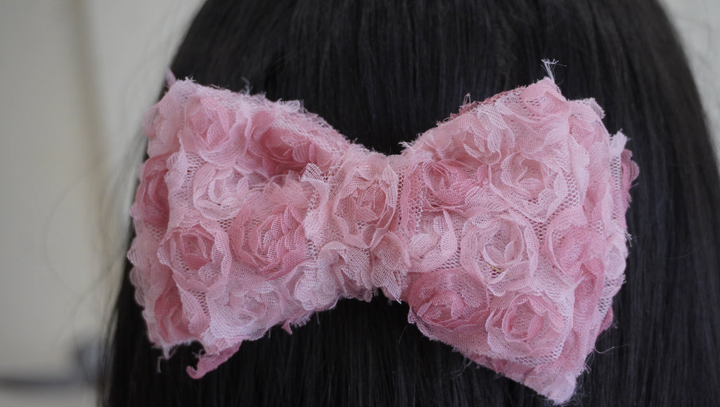 Pink lace bow clip