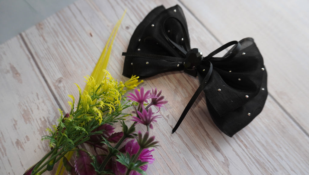 Bow clip